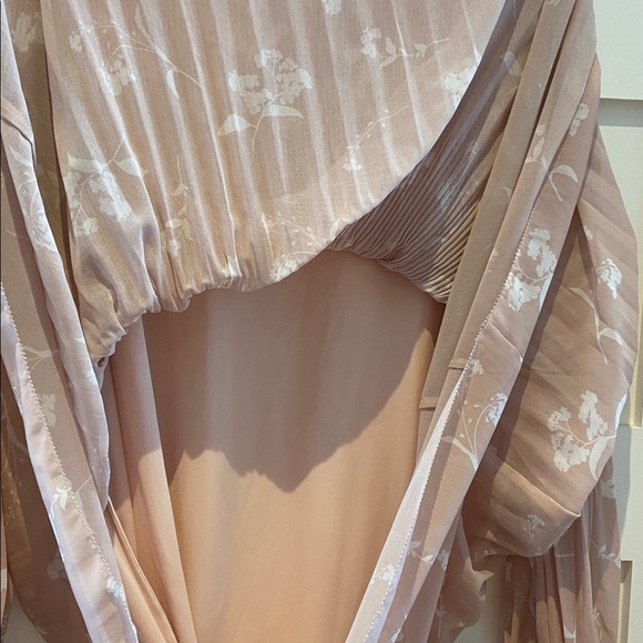 Wilfred Blush Pleated Top - Picture 5 of 7